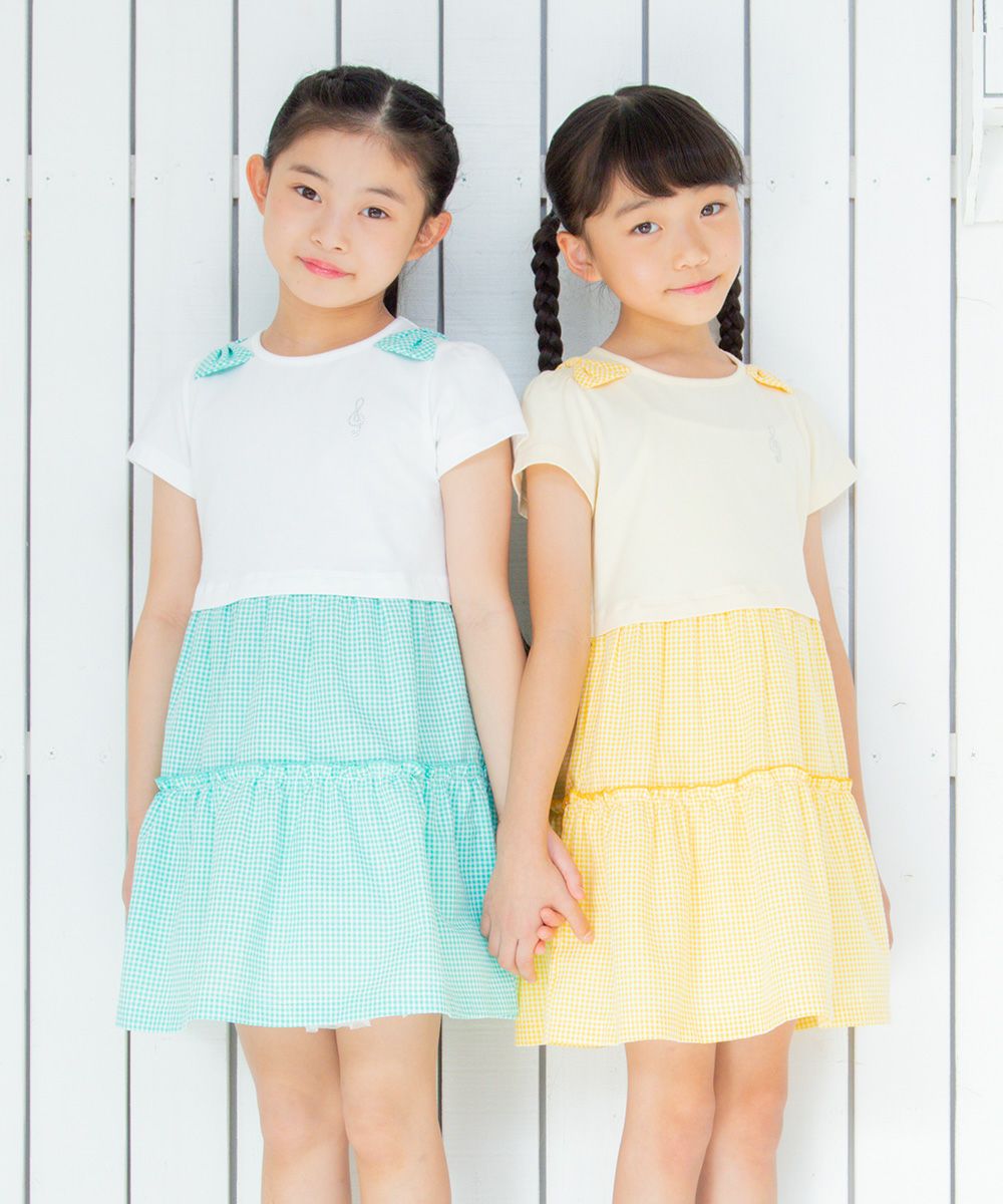 Children's clothing girl ribbon Musical Musical Music Motif Gingham Check Docking One Piece Green (08) Model Image 1