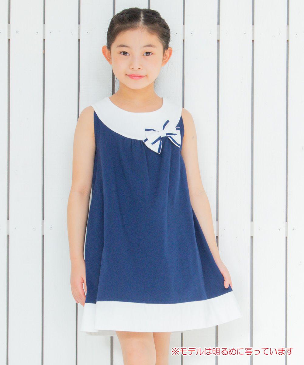 100 % cotton A -line dress with ribbon Navy model image up