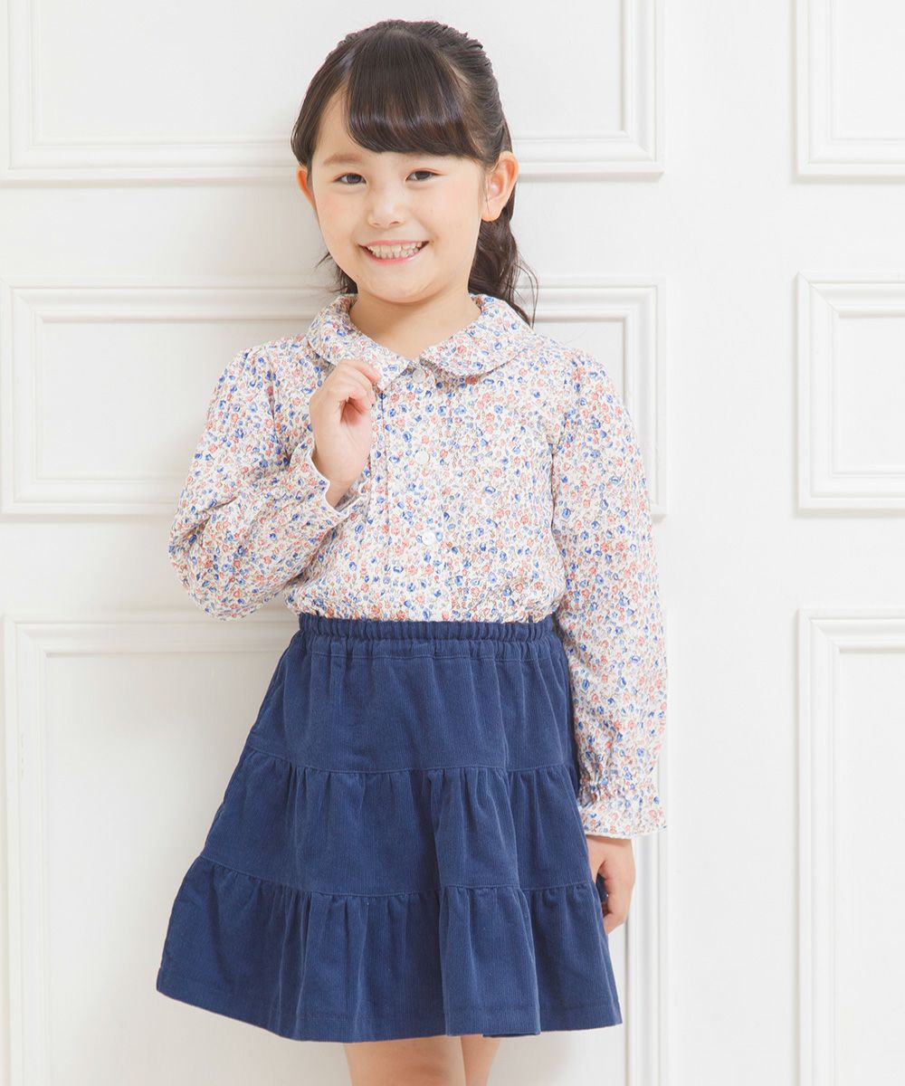 Flower pattern gathering with collar frill sleeve blouse Blue model image 3