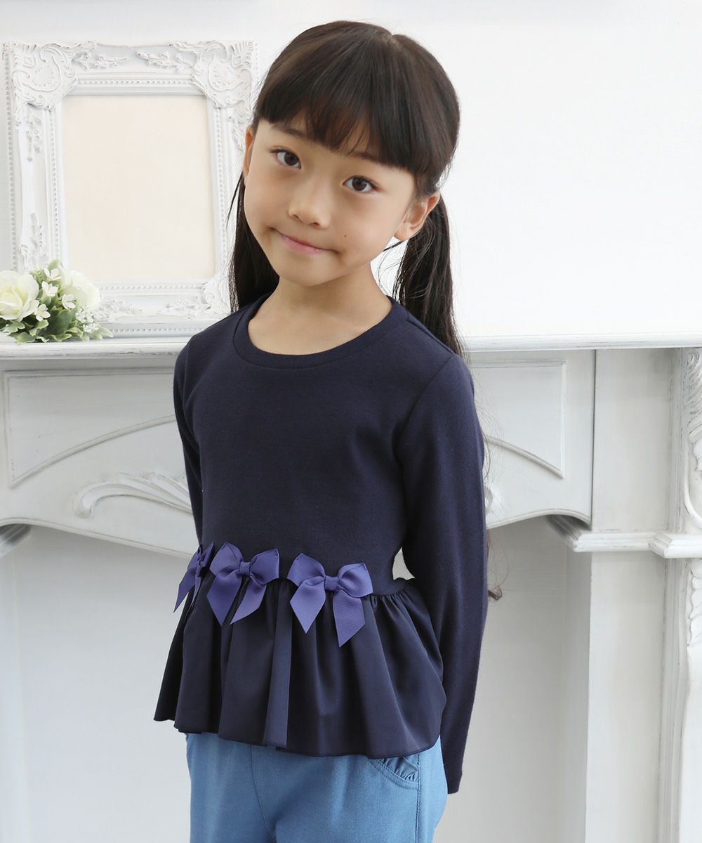 Gather frill T -shirt with ribbon Navy model image 2