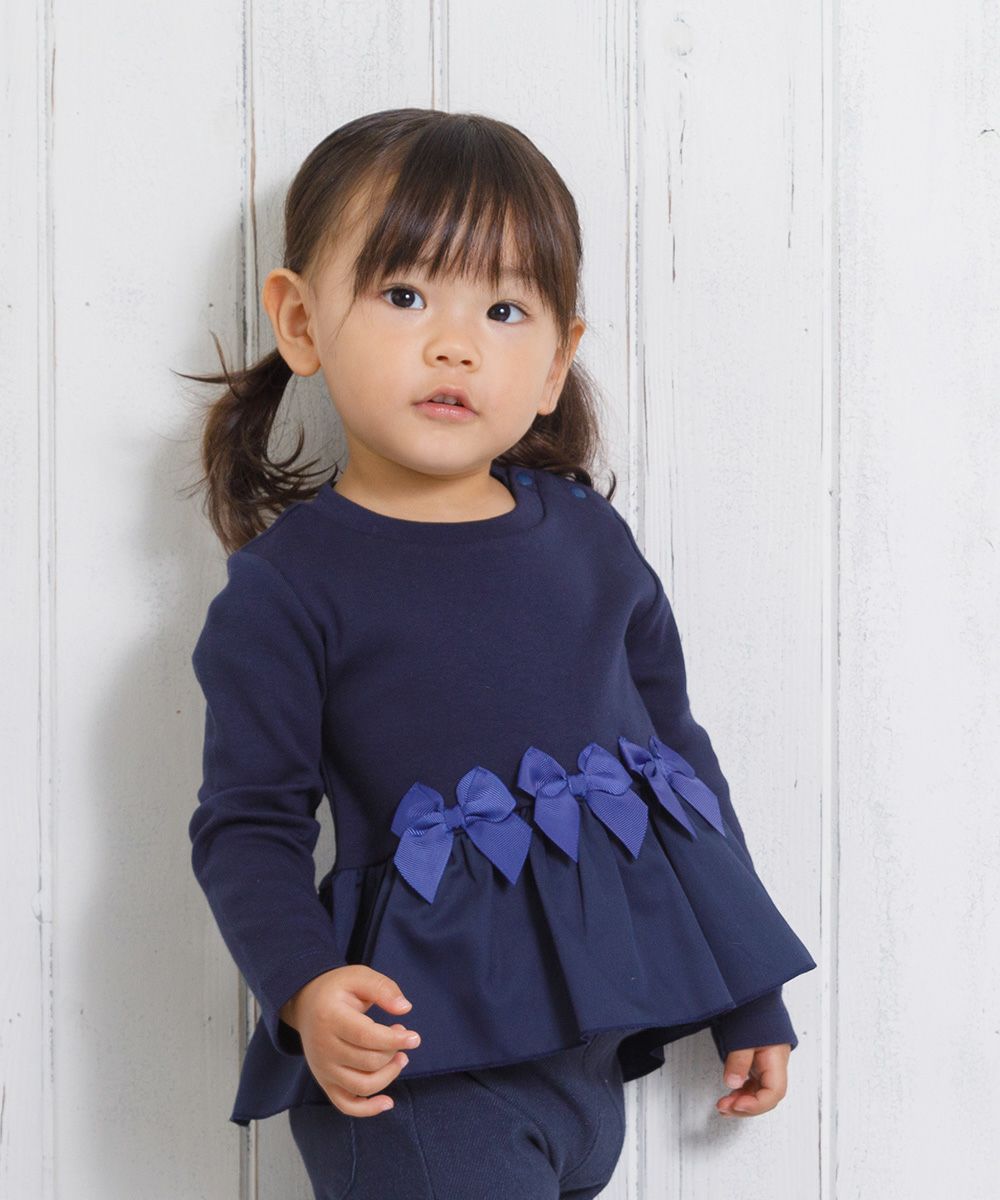 Gather frill T -shirt with baby size ribbon Navy model image up