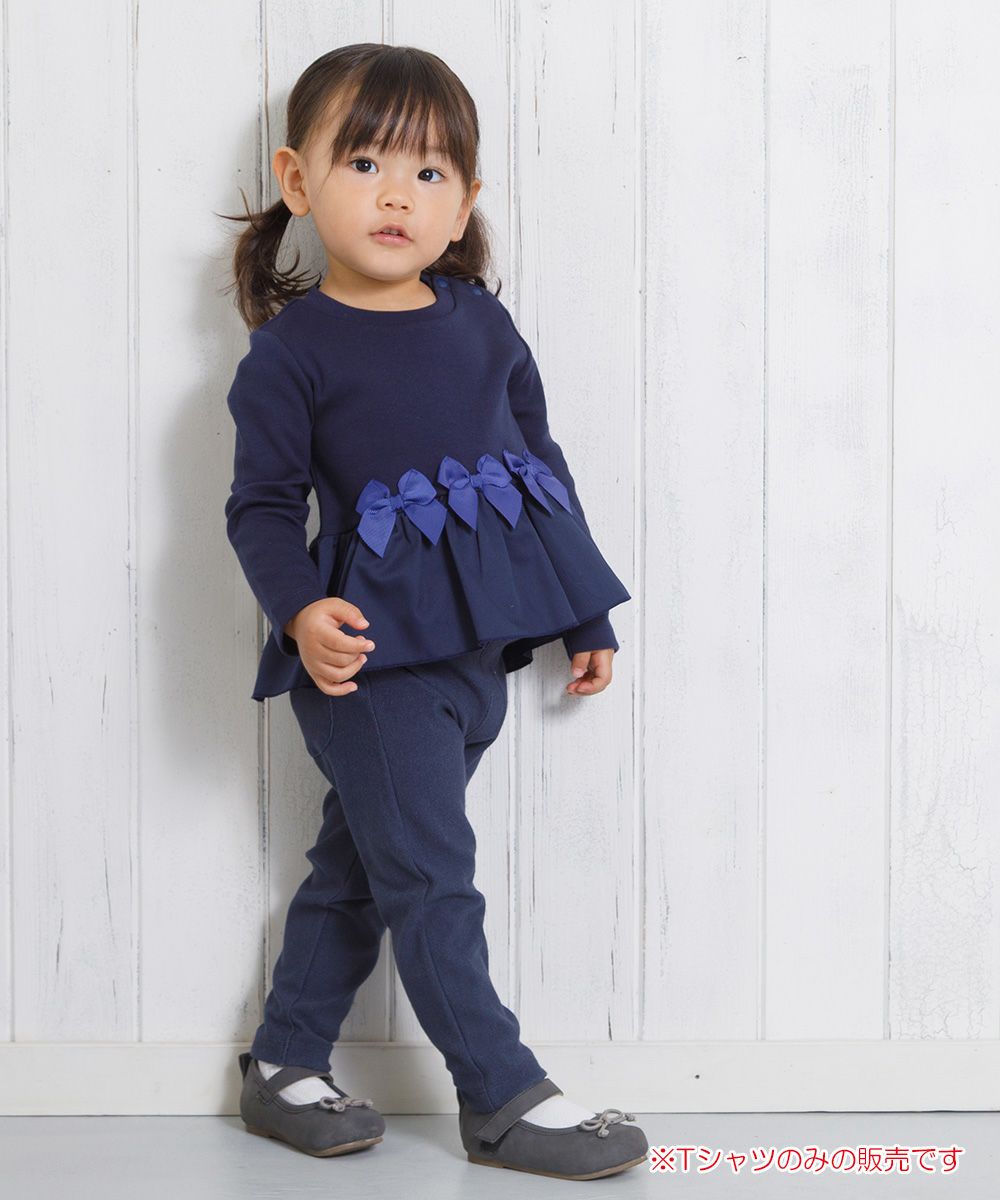 Gather frill T -shirt with baby size ribbon Navy model image whole body