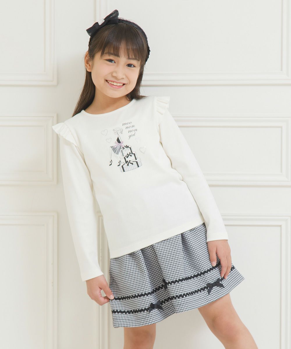 Children's clothing girl ribbon & tape Scrap pattern skirt white x black (10) model image 4