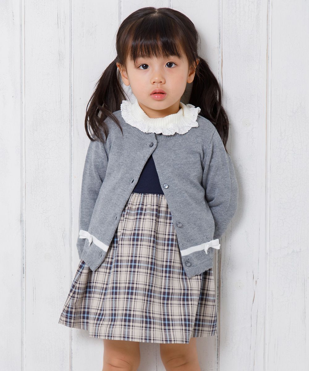 Baby size 100 % cotton line & ribbon cardigan Misty Gray model image 3