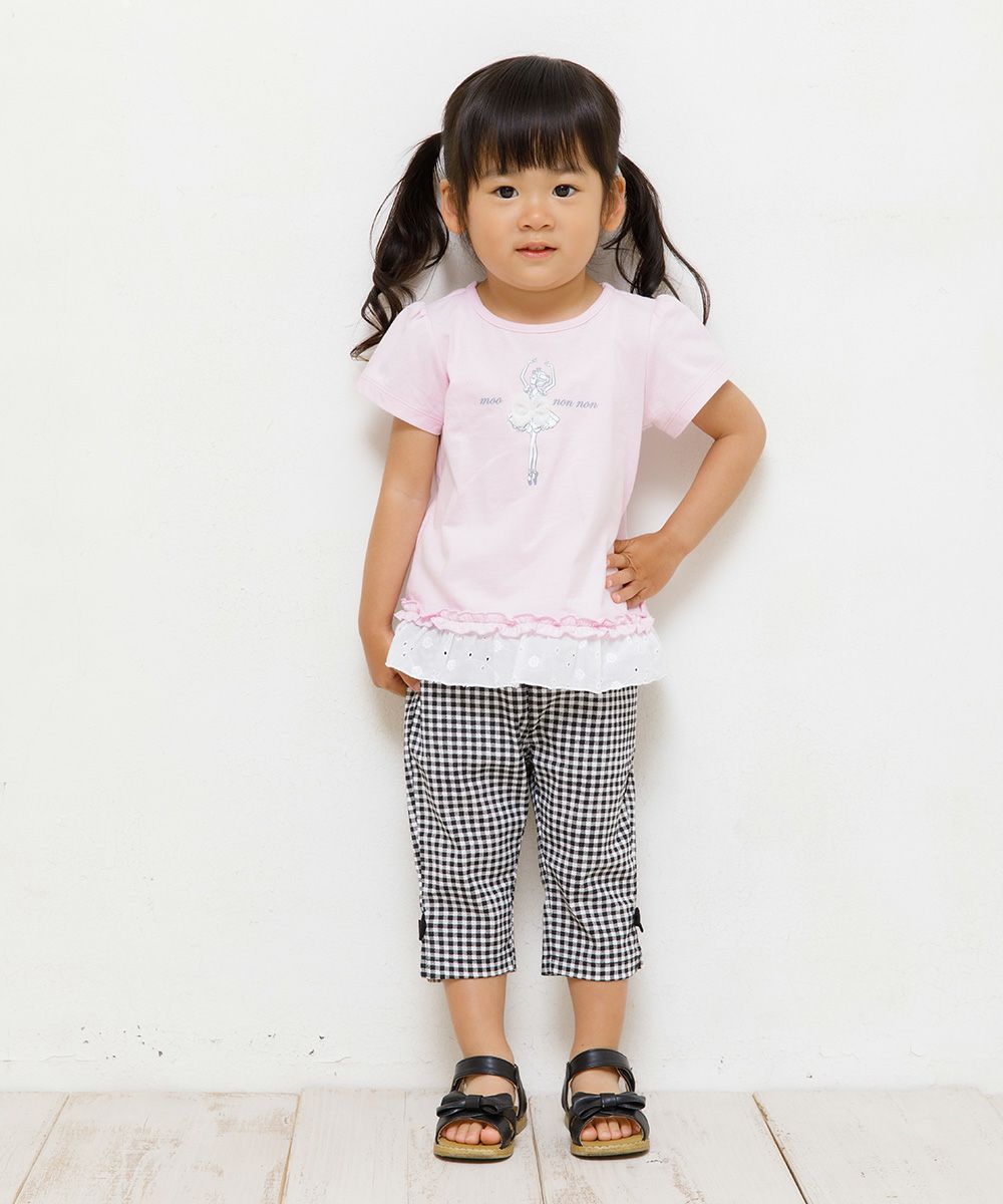 Children's clothing girl baby size gingham check pattern stretch twill with ribbon three-quarter length pants white x black (10) model image 3