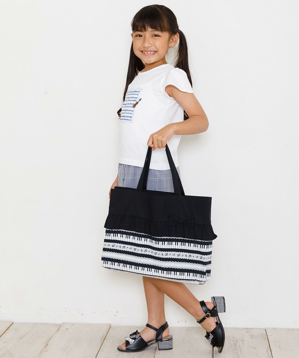 Children's clothing girl ribbon & fluff with music piano print tote bag black (00) model image 4
