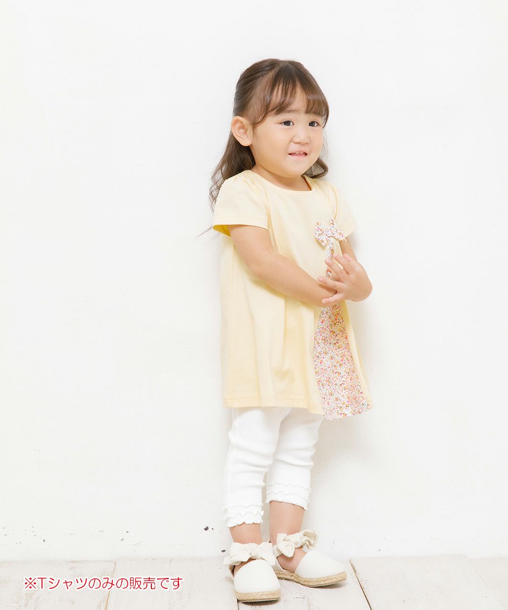 Baby size 100 % cotton switching floral T-shirt with ribbon Yellow model image whole body