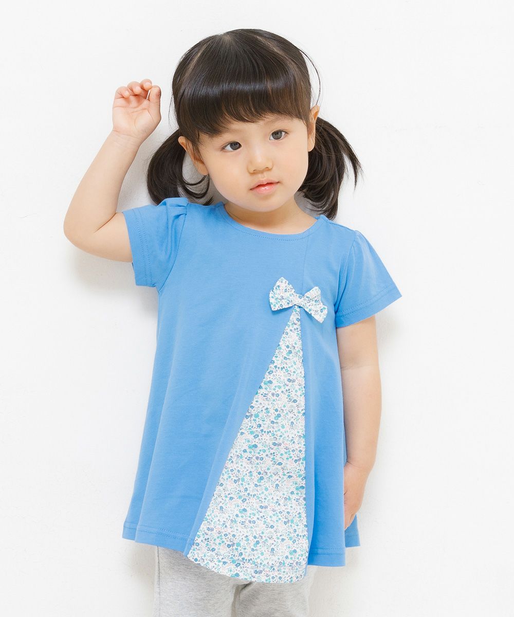 Baby size 100 % cotton switching floral T-shirt with ribbon Blue model image up