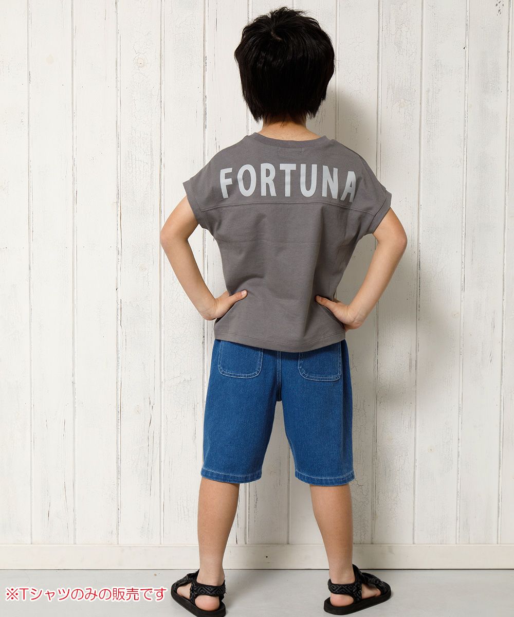 Children's clothing boy 100 % cotton back logo print loose silhouette T -shirt charcoal gray (93) model image whole body