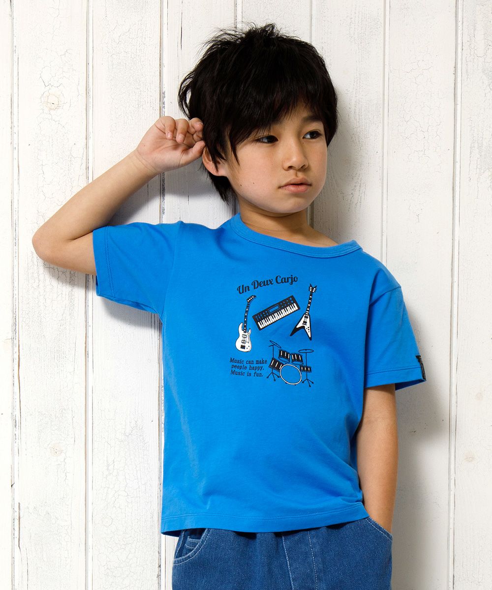100 % cotton musical instrument series guitar & drum motif print T -shirt Blue model image 3