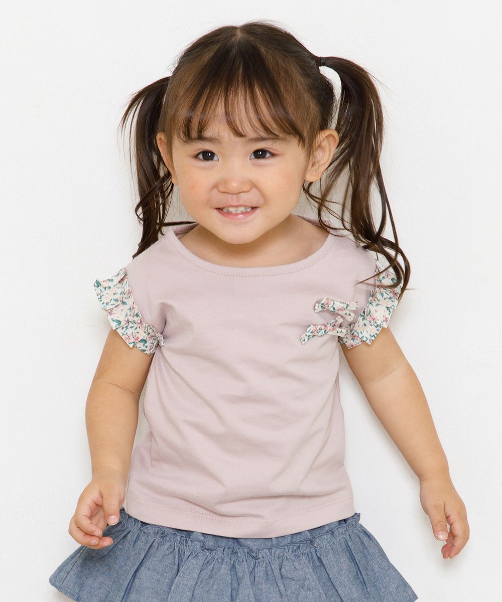 Baby size 100 % cotton T-shirt with floral pleated sleeve and ribbons Beige model image up