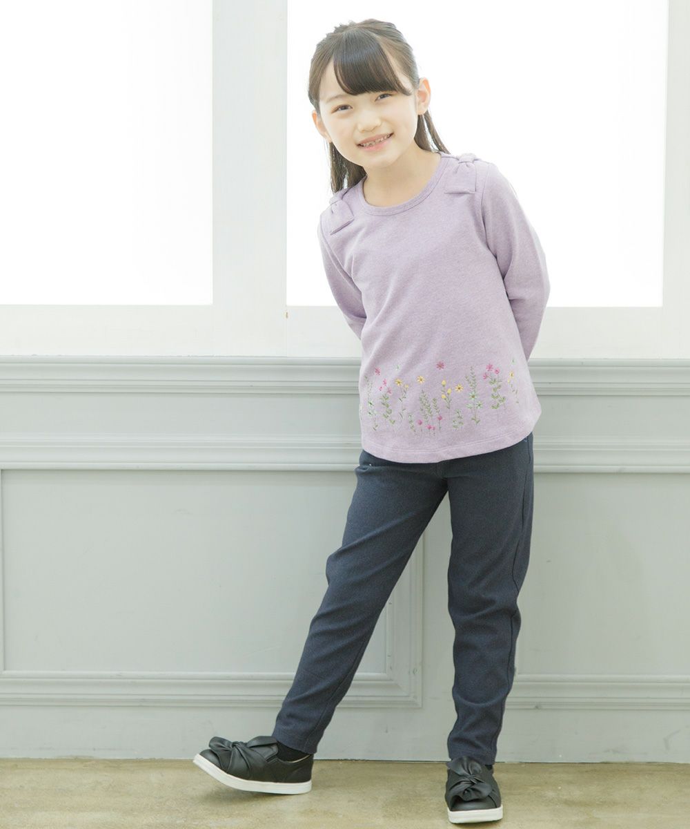 Children's clothing girl note embroidery denim knit full length pants navy (06) model image whole body