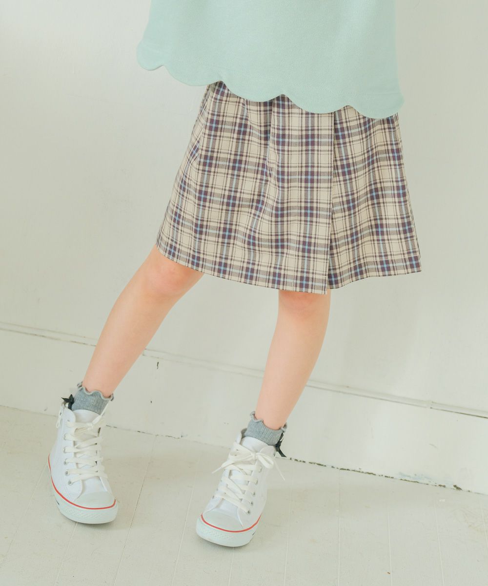 100 % cotton original check pattern skirt style culottes Beige model image whole body