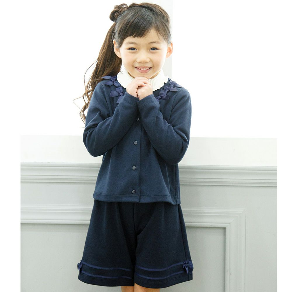 Children's clothing girl with double knit ribbon culotto pants navy (06) model image up