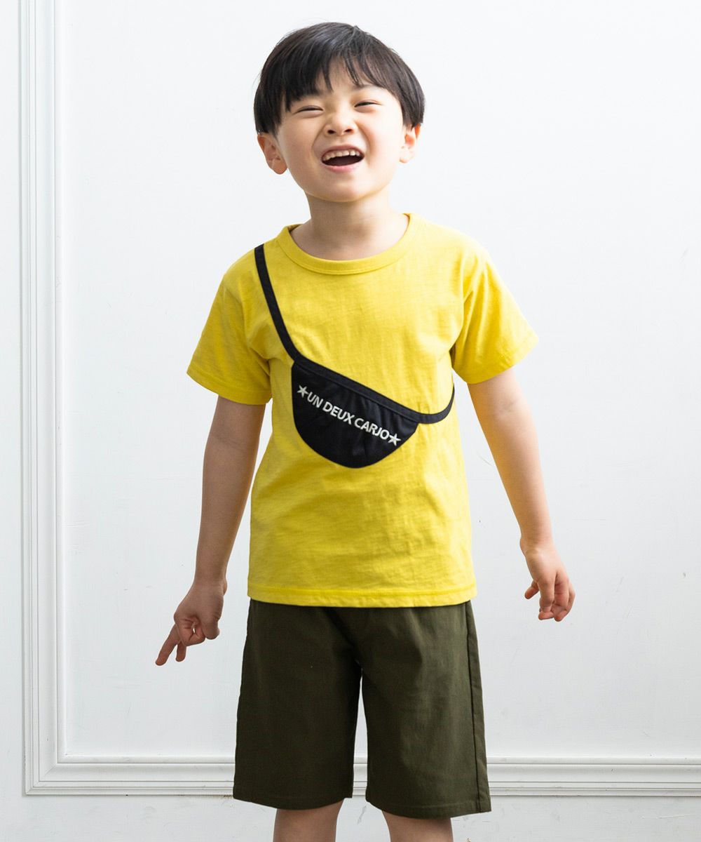 Sling bag-style T -shirt Yellow model image up