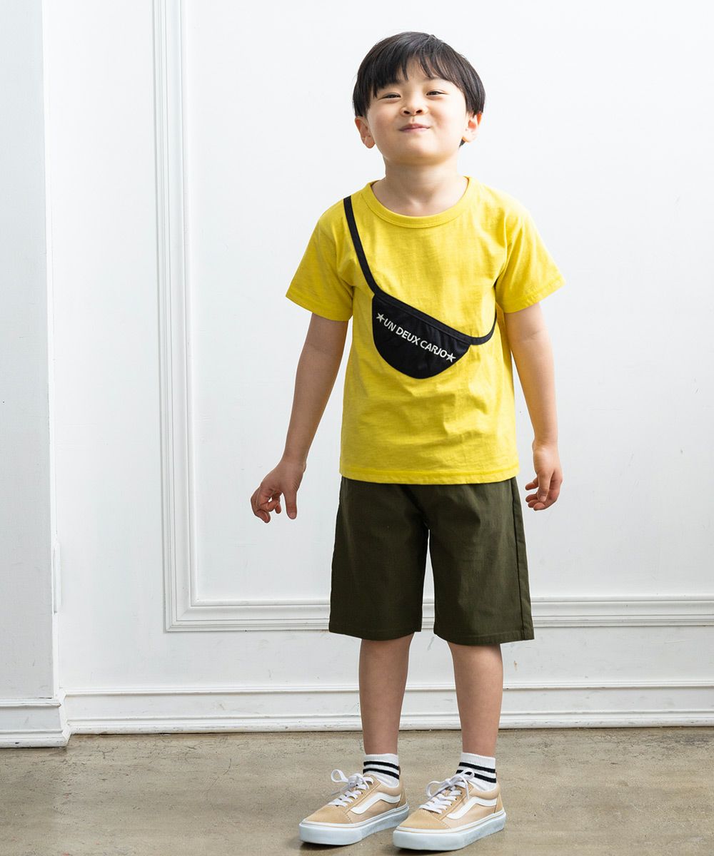 Sling bag-style T -shirt Yellow model image 2