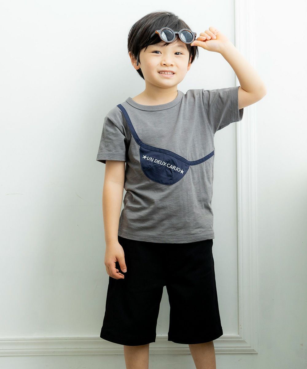 Sling bag-style T -shirt Charcoal Gray model image up