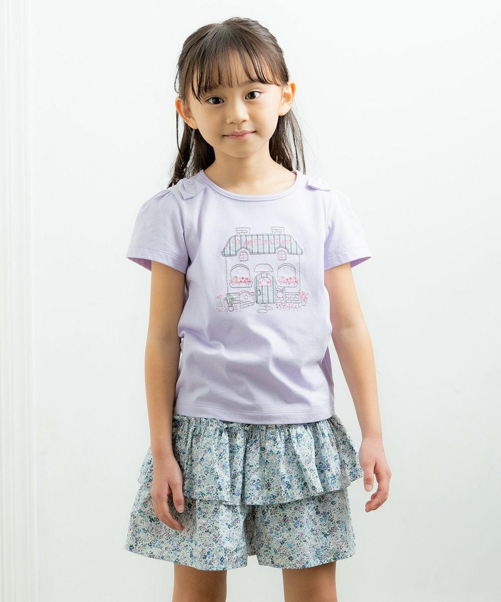 100 % cotton house with flowers embroidery T -shirt Purple model image whole body