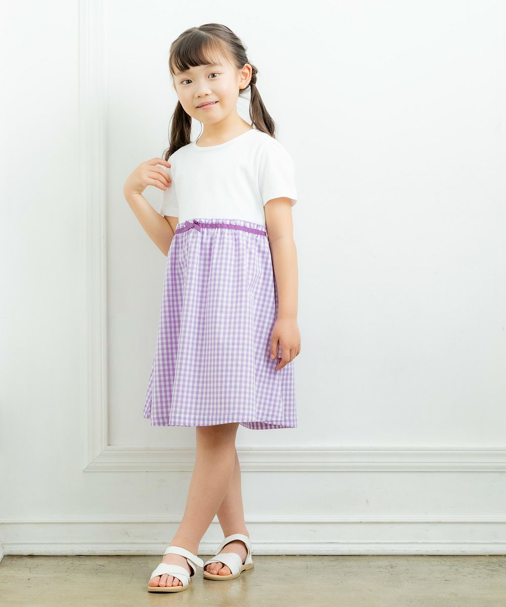 Gingham check contrast fabric dress Purple model image whole body