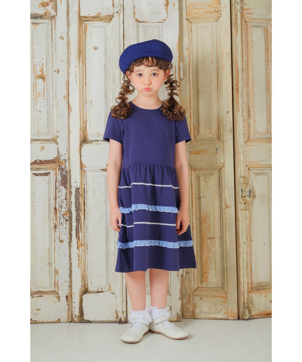 100 % cotton gathered dress with frill 2023ss2 Navy model image up
