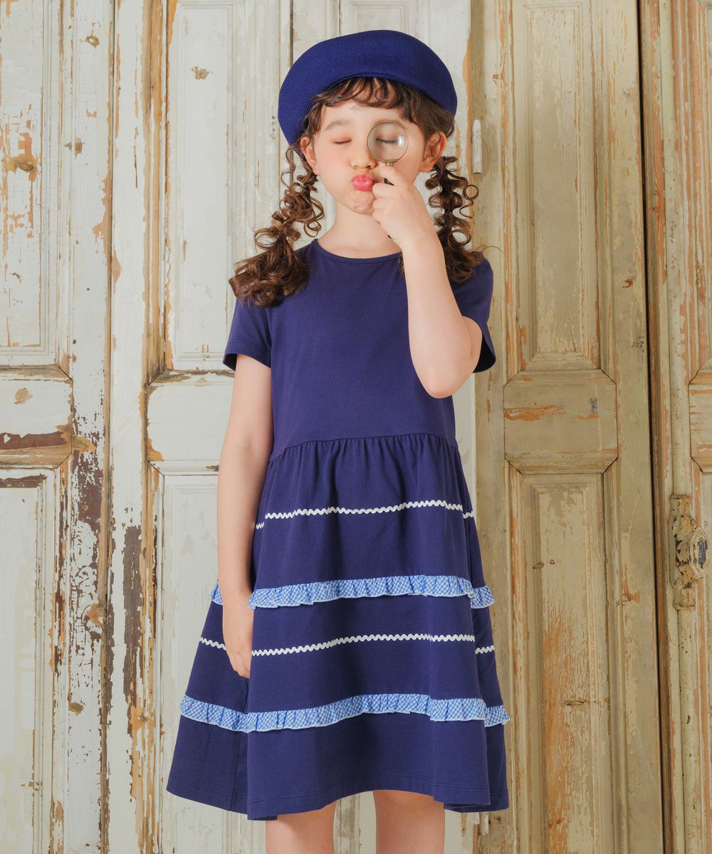 100 % cotton gathered dress with frill 2023ss2 Navy model image 2