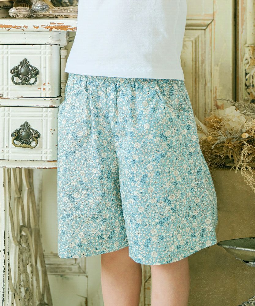 100 % cotton small floral pattern culottes pants 2023ss2 Blue model image up
