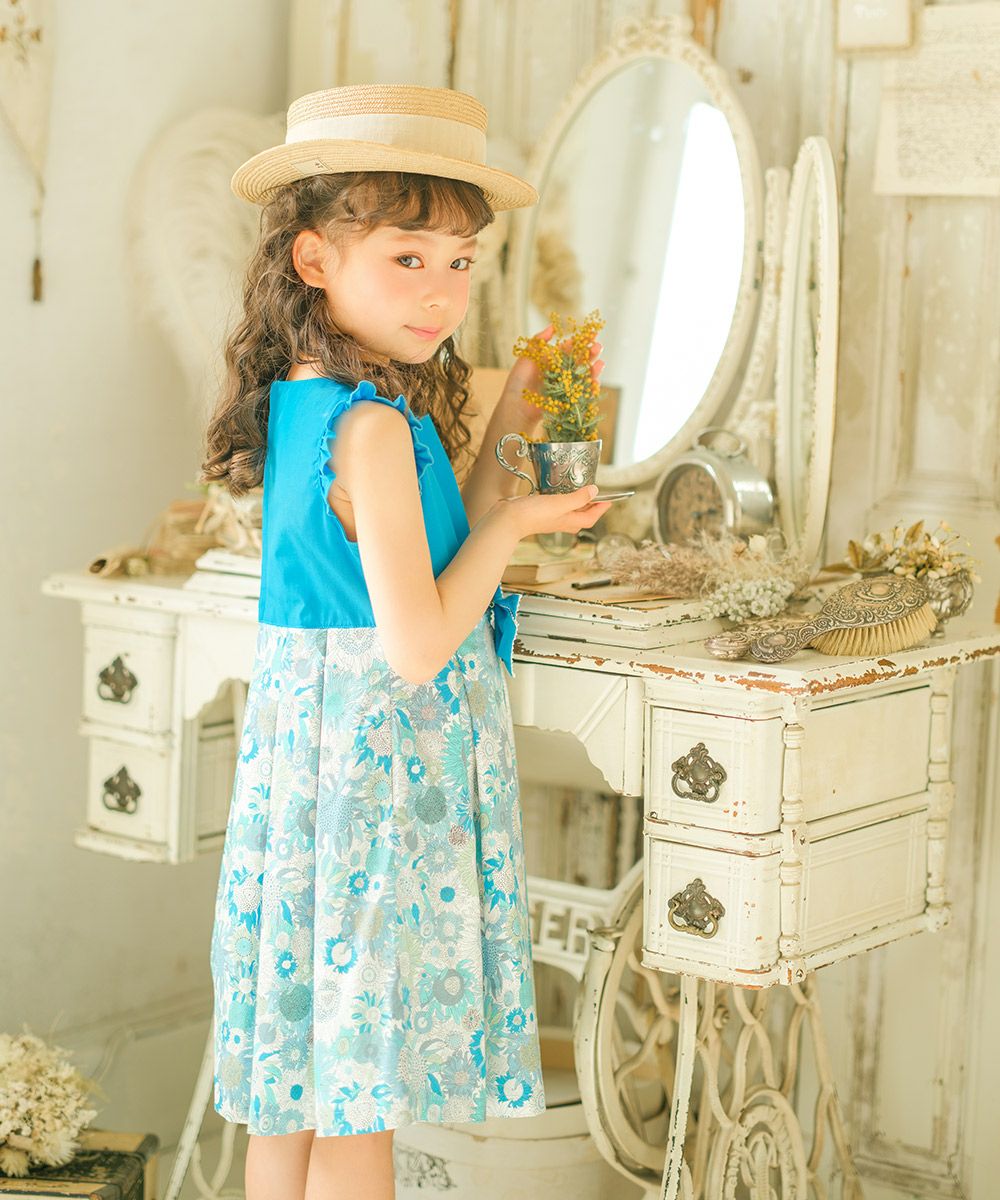 Made in Japan Liberty Print Used Floral Pattern Dress with Ribbon Dress Blue model image 2