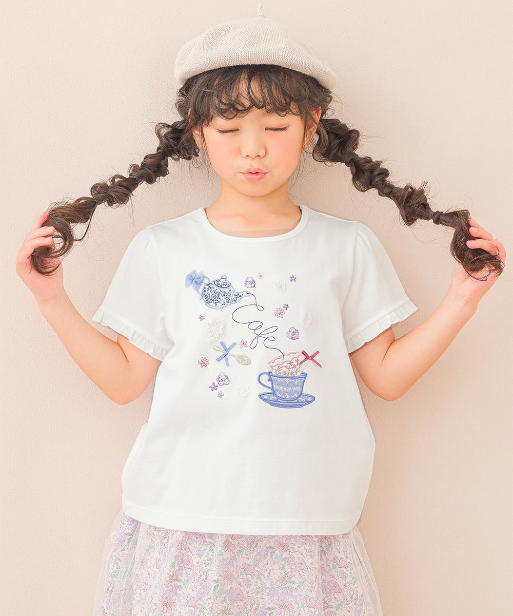 100 % cotton tea cup embroidery T -shirt Off White model image 1